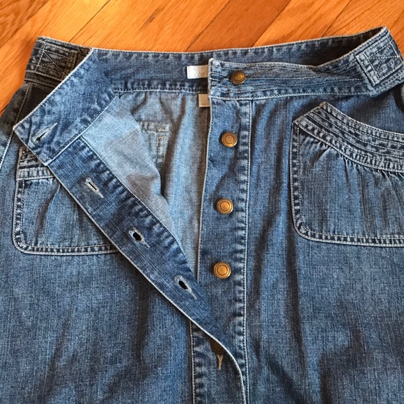 Button Down Jean Skirt with Pockets - Picture 3 of 7